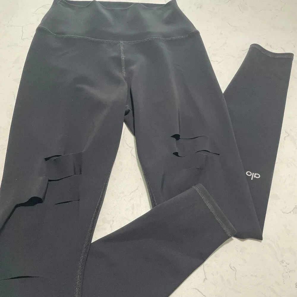 Alo Yoga High Waisted Ripped Warrior Leggings Black Full Length Women’s Small